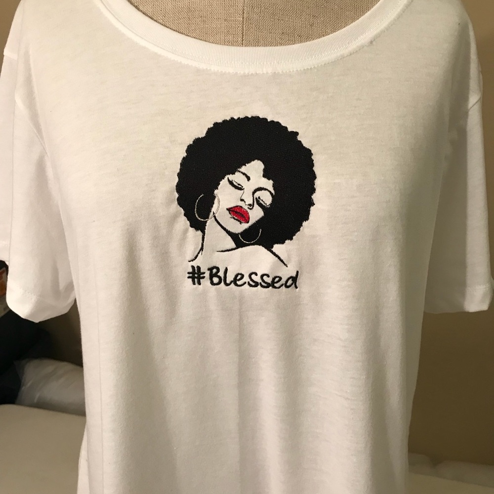 Women’s Tee